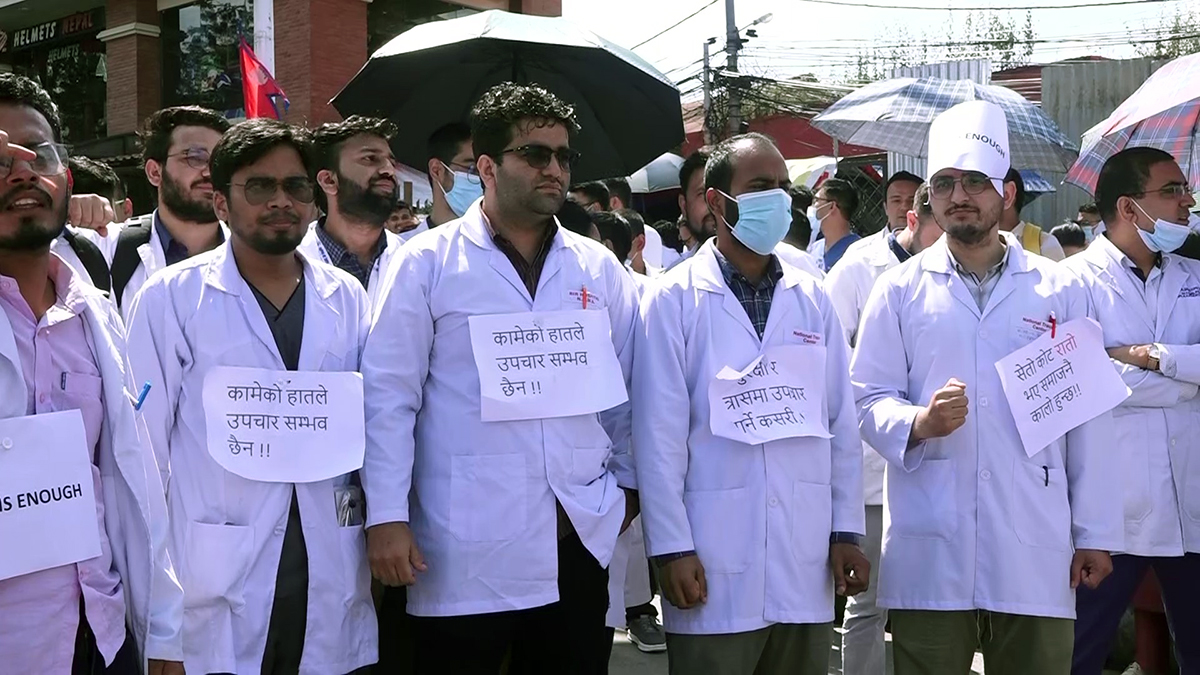 doctor andolan jari - frame at 1m41s तलदत्रतचछजछ1695801399.jpg